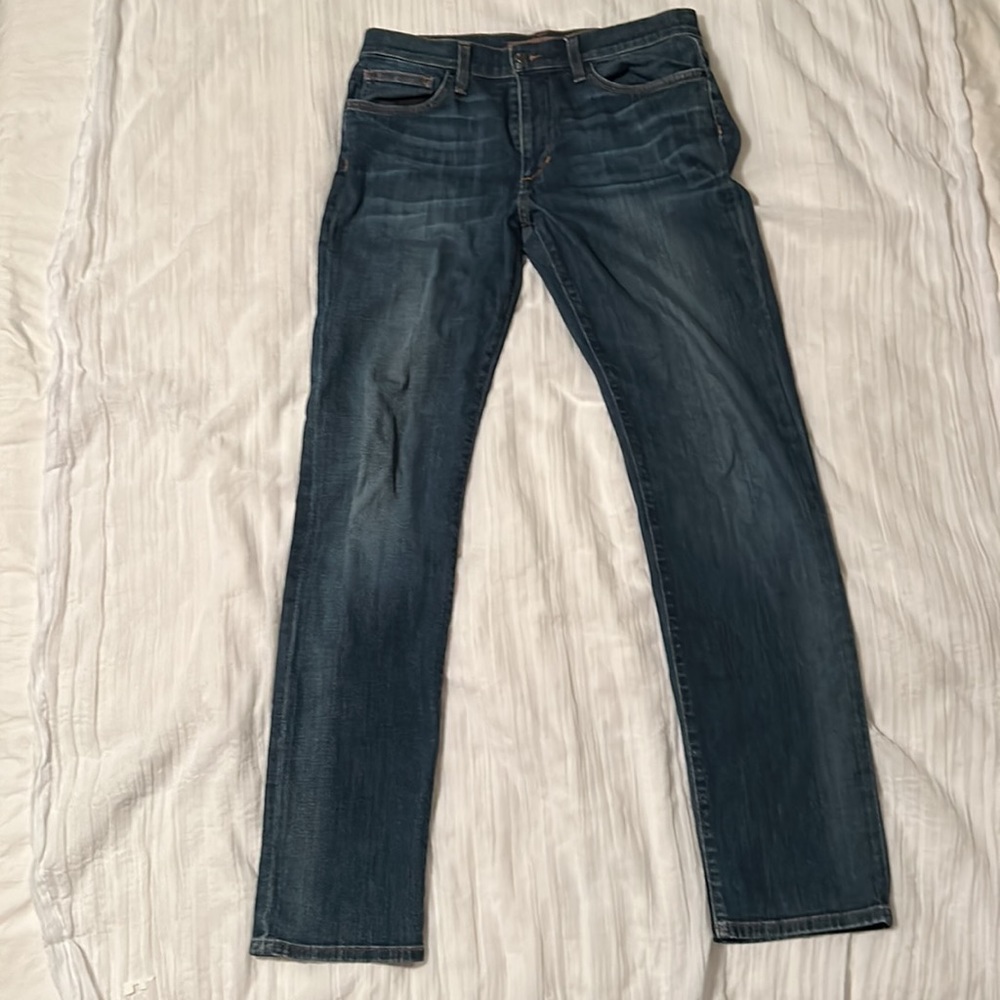 Joe’s Jeans Bixton Cut. Waist 32.